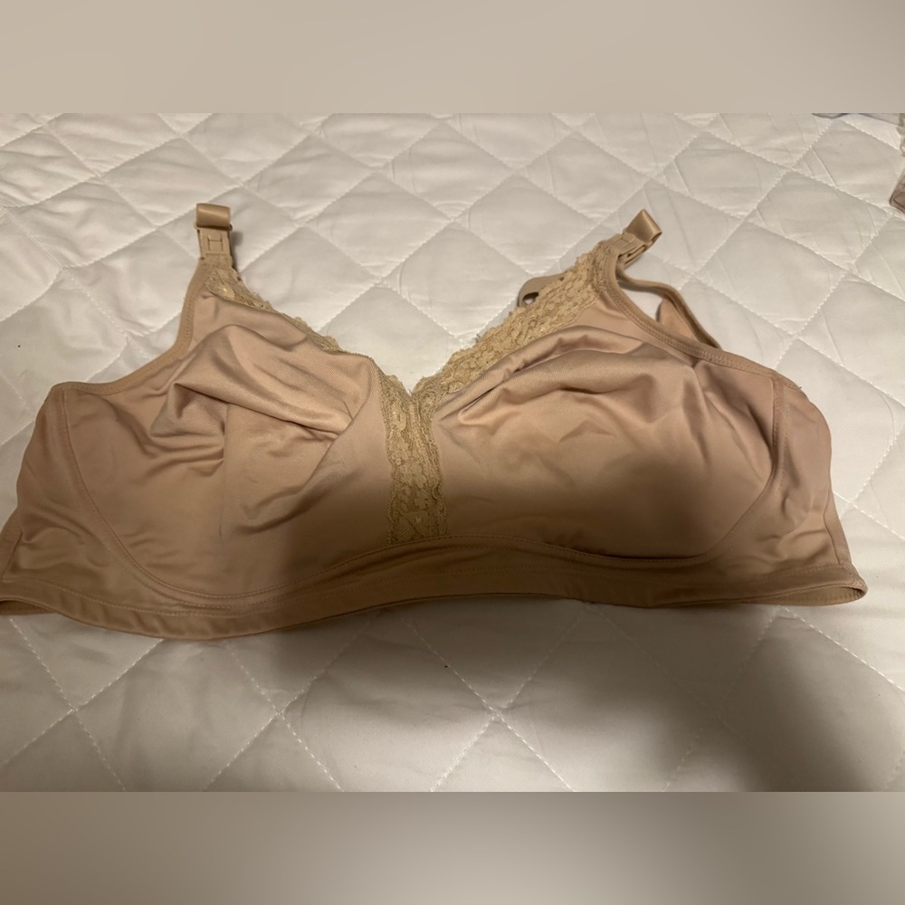 Leading Lady Nursing Bra Size 44C